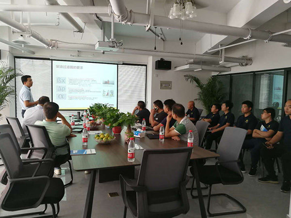 Parker Hannifin filtration engine filter products team HPT meeting in Henan Jingfu Auto Parts