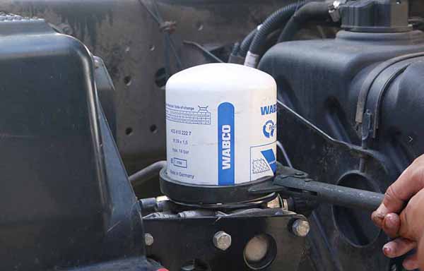 Wabco air dryer filter