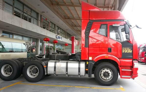 FAW J6P tractor truck