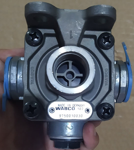 Wabco 4341001240 4341001250 4341001260 9750010030 0004296344 0014295244 3506-00173 1134344 Charging Pressure Control Valve